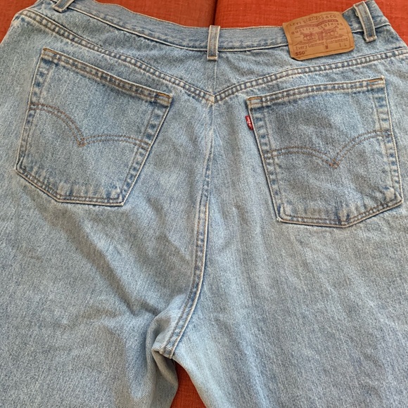 VINTAGE Levi’s 550 Jeans - Picture 3 of 4